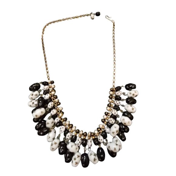 Vintage All Molded Glass Black & White Star Dangling Bib Necklace (A8702)